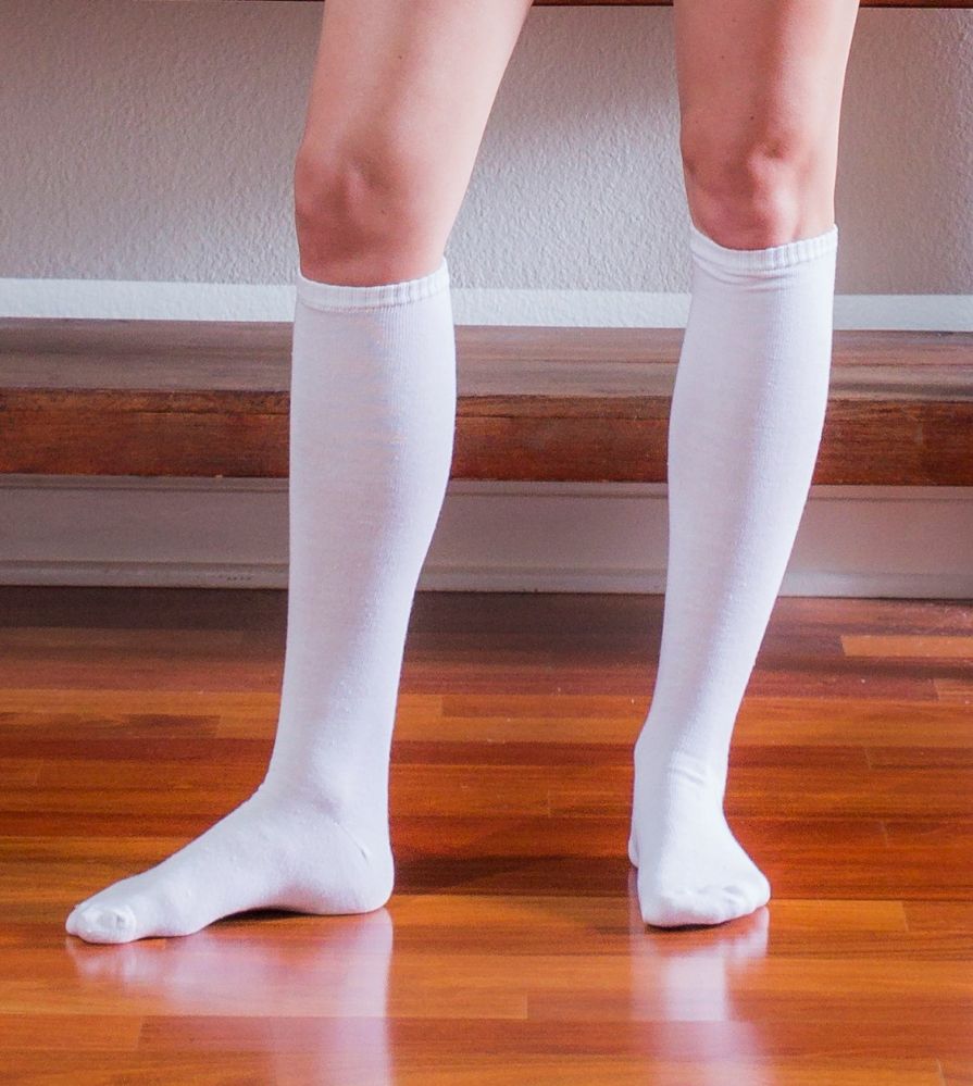 Yacht And Smith Women S White Only Long Knee High Socks Sock Size 9 11 6